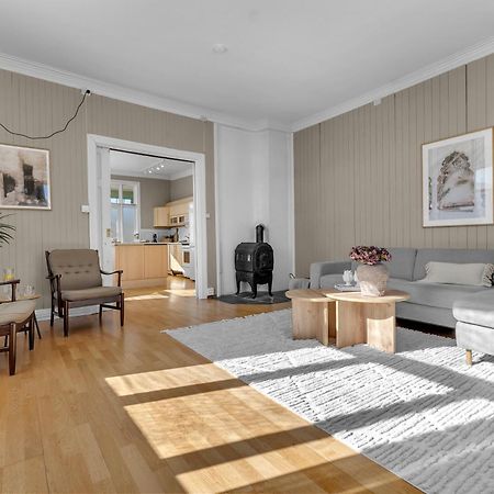 Lovely City Center Apartment With Amazing Views And Free Parking! Tromso Bagian luar foto