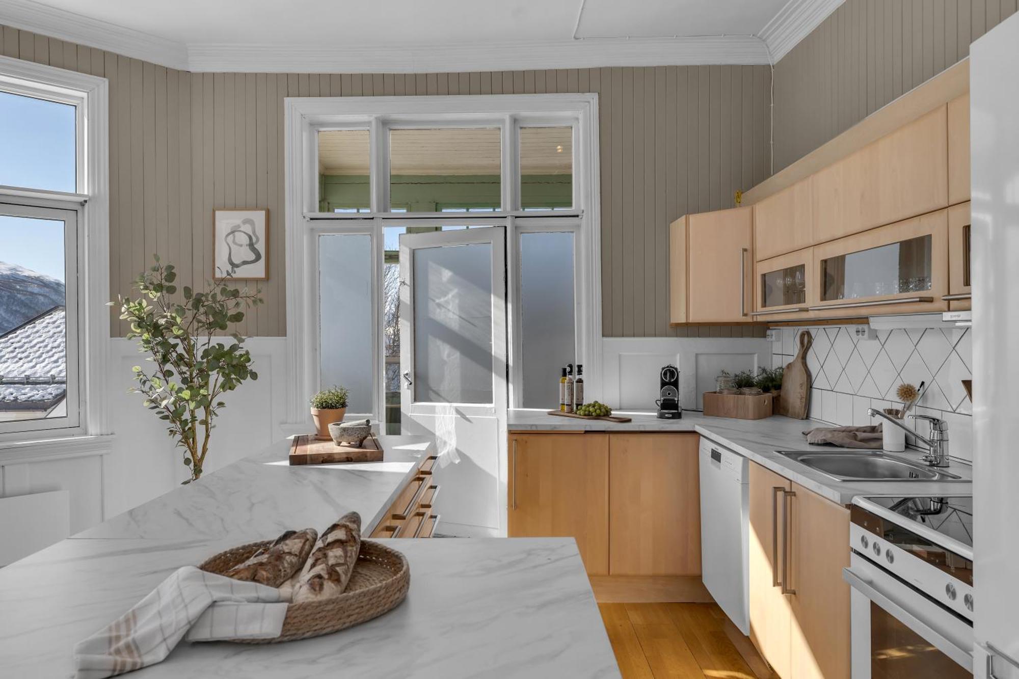 Lovely City Center Apartment With Amazing Views And Free Parking! Tromso Bagian luar foto